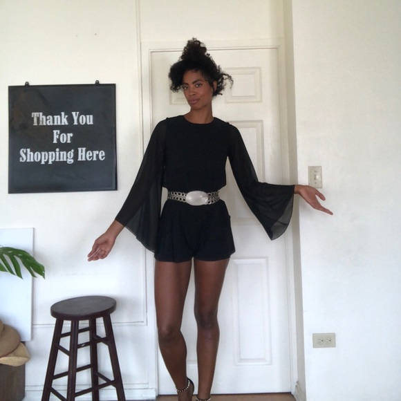 Topshop Dresses & Skirts - Topshop romper size 4